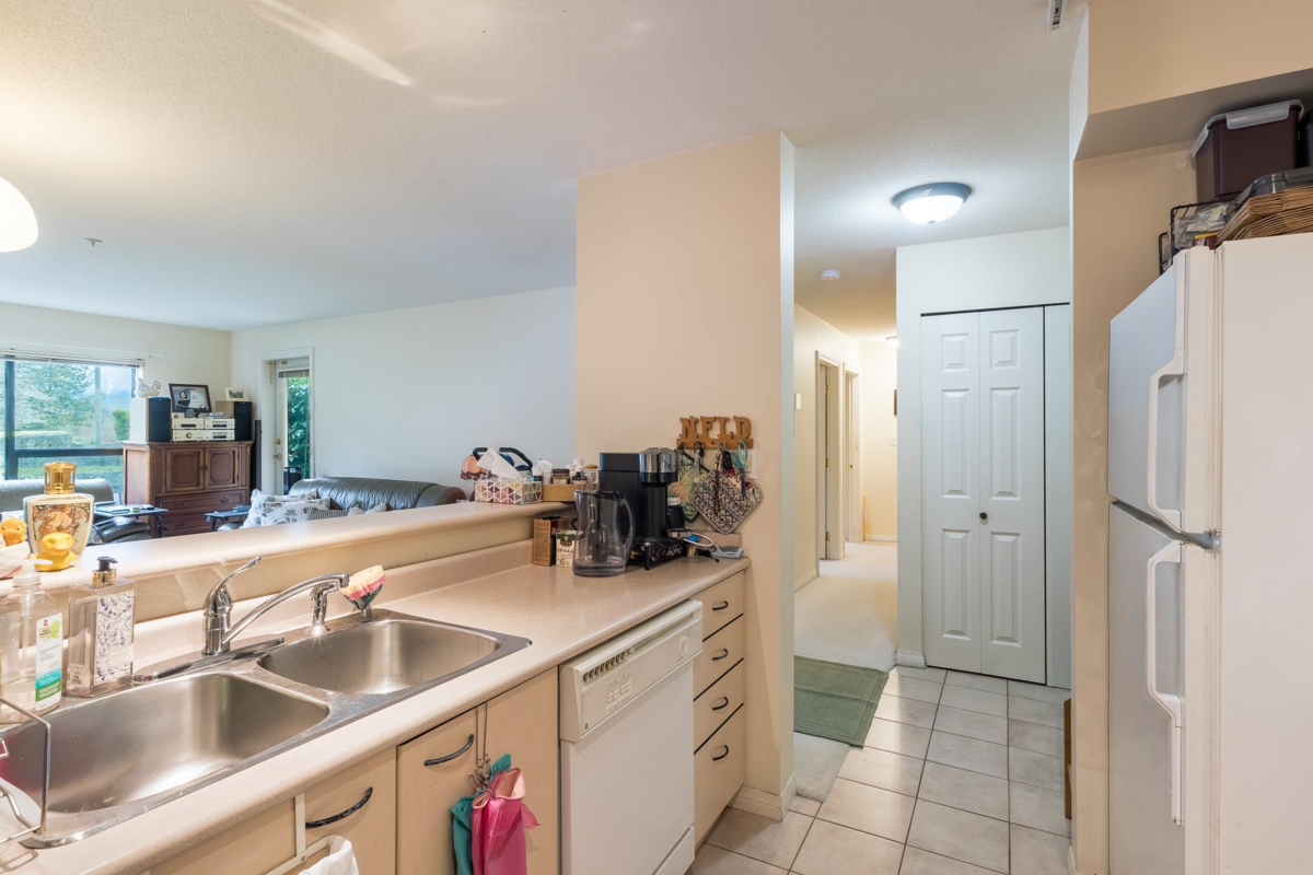 Pantry Photo of 310 5855 Cowrie Street, Sechelt, BC