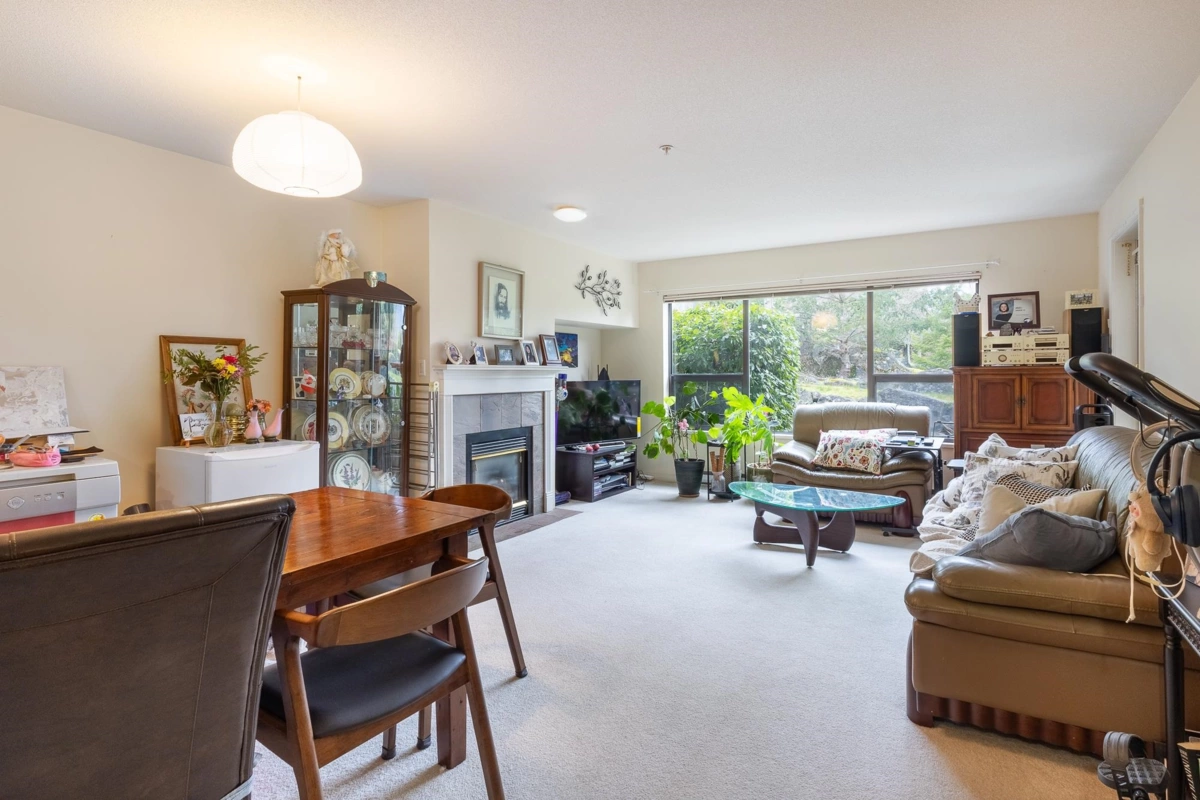Primary Bathroom Photo of 310 5855 Cowrie Street, Sechelt, BC