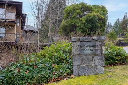 Backyard Photo of 310 5855 Cowrie Street, Sechelt, BC