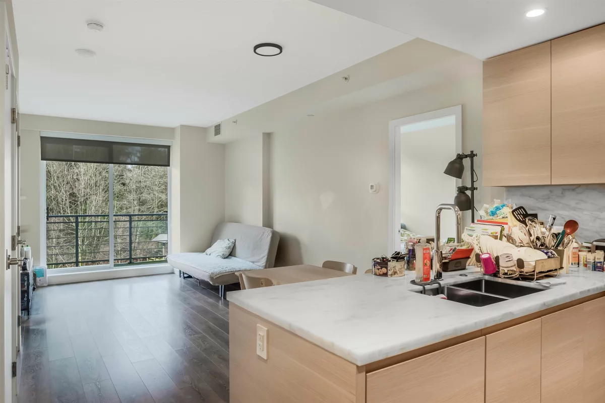 Kitchen Photo of 308 308 Morrissey Road, Port Moody, BC