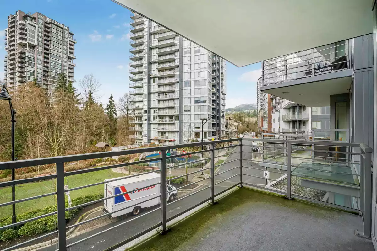 Laundry Room Photo of 308 308 Morrissey Road, Port Moody, BC