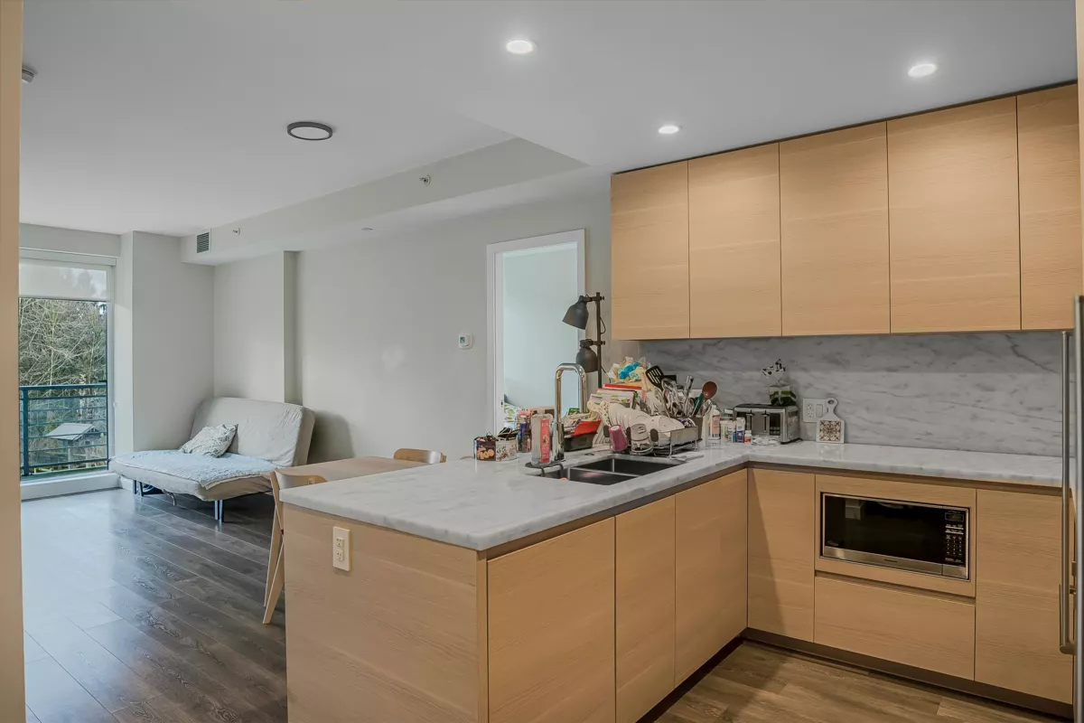 Primary Bathroom Photo of 308 308 Morrissey Road, Port Moody, BC