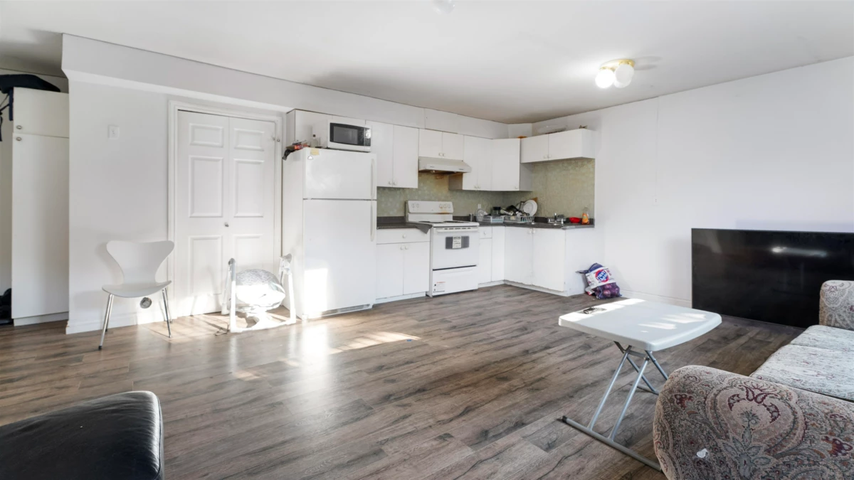 Garage Interior Photo of 12572 62b Avenue, Surrey, BC