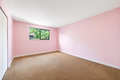 Walk-In Closet Photo of 3003 NW Sunnyhurst Road, North Vancouver, BC