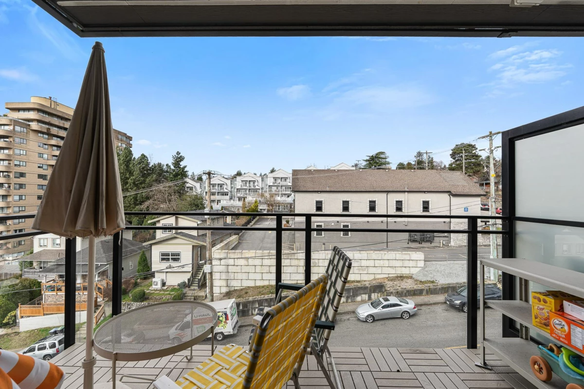 Loft / Bonus Room Photo of 512 1012 Auckland Street, New Westminster, BC