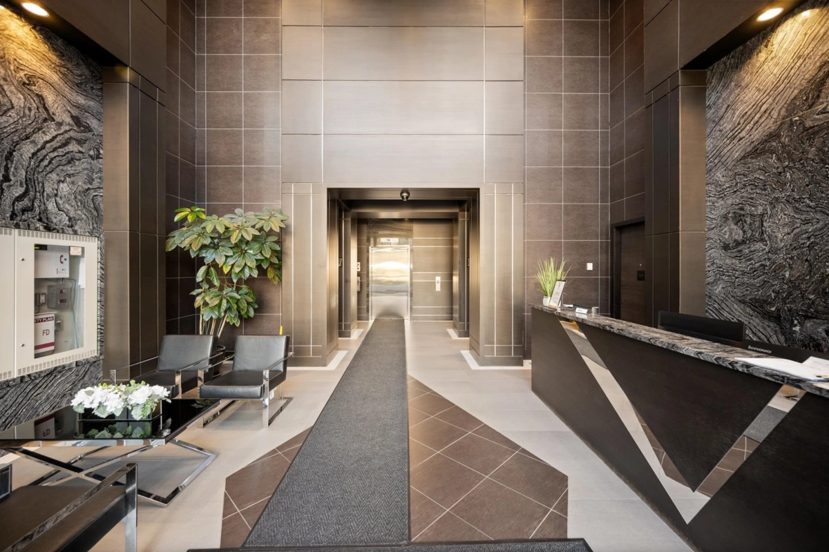 Backyard Photo of 2006 2077 Rosser Avenue, Burnaby, BC