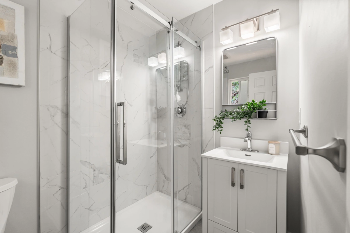 Walk-In Closet Photo of 36047 Old Yale Road, Abbotsford, BC
