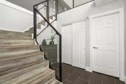 Entry Foyer Photo of 36047 Old Yale Road, Abbotsford, BC