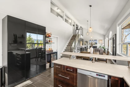 Kitchen Photo of 36047 Old Yale Road, Abbotsford, BC