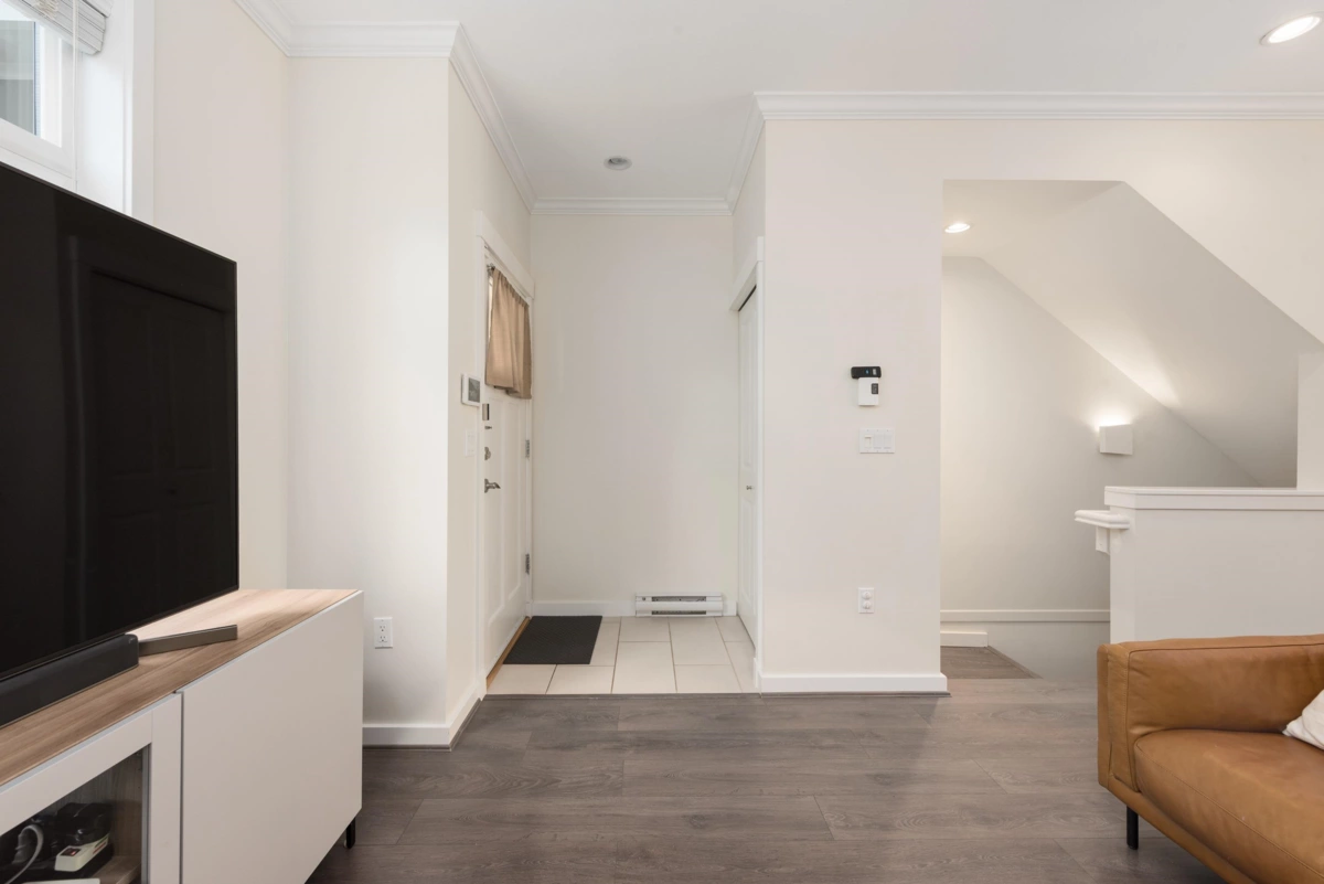 Bedroom 3 Photo of 319 W 59th Avenue, Vancouver, BC