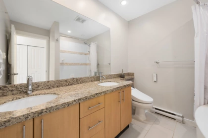 Laundry Room Photo of 319 W 59th Avenue, Vancouver, BC