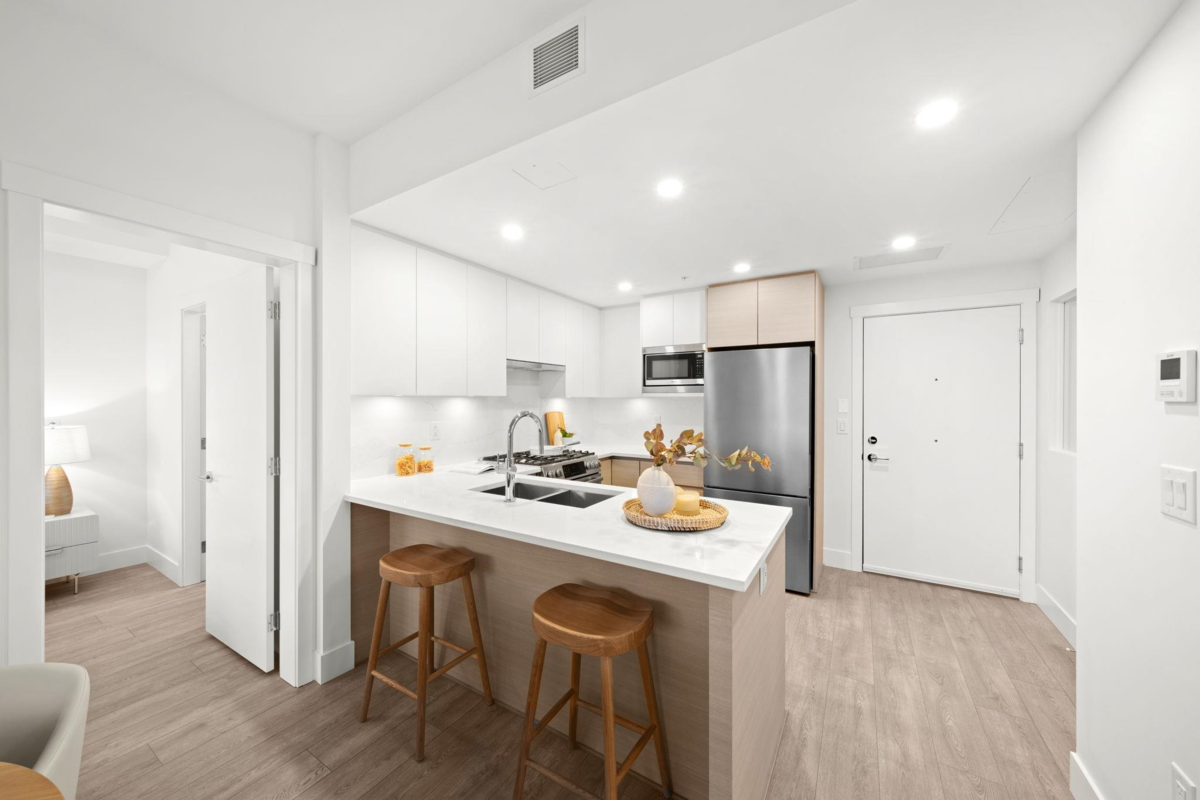 Breakfast Nook Photo of 419 4788 Hastings Street, Burnaby, BC