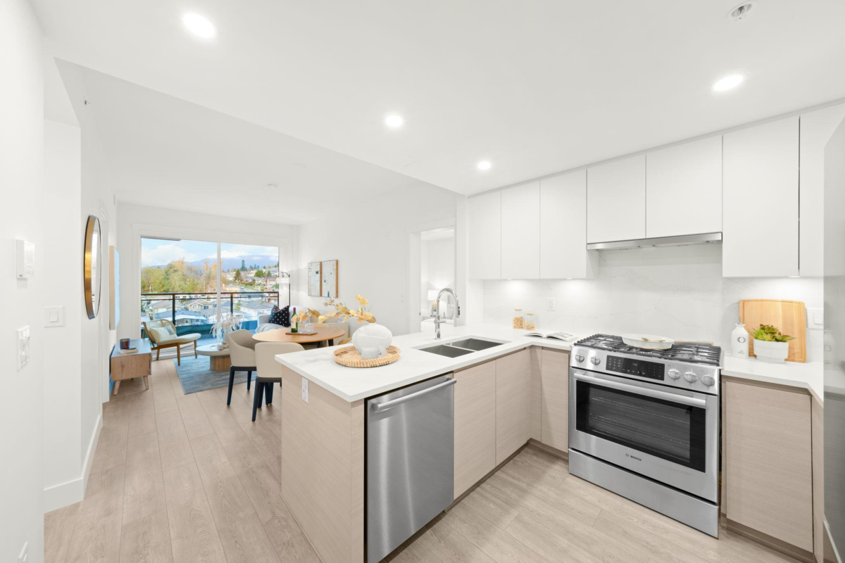 Primary Bedroom Photo of 419 4788 Hastings Street, Burnaby, BC