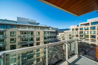 Breakfast Nook Photo of 619 755 Harbourside Drive, Vancouver, BC