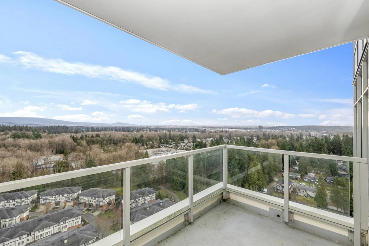 Loft / Bonus Room Photo of 2501 3102 Windsor Gate, Coquitlam, BC