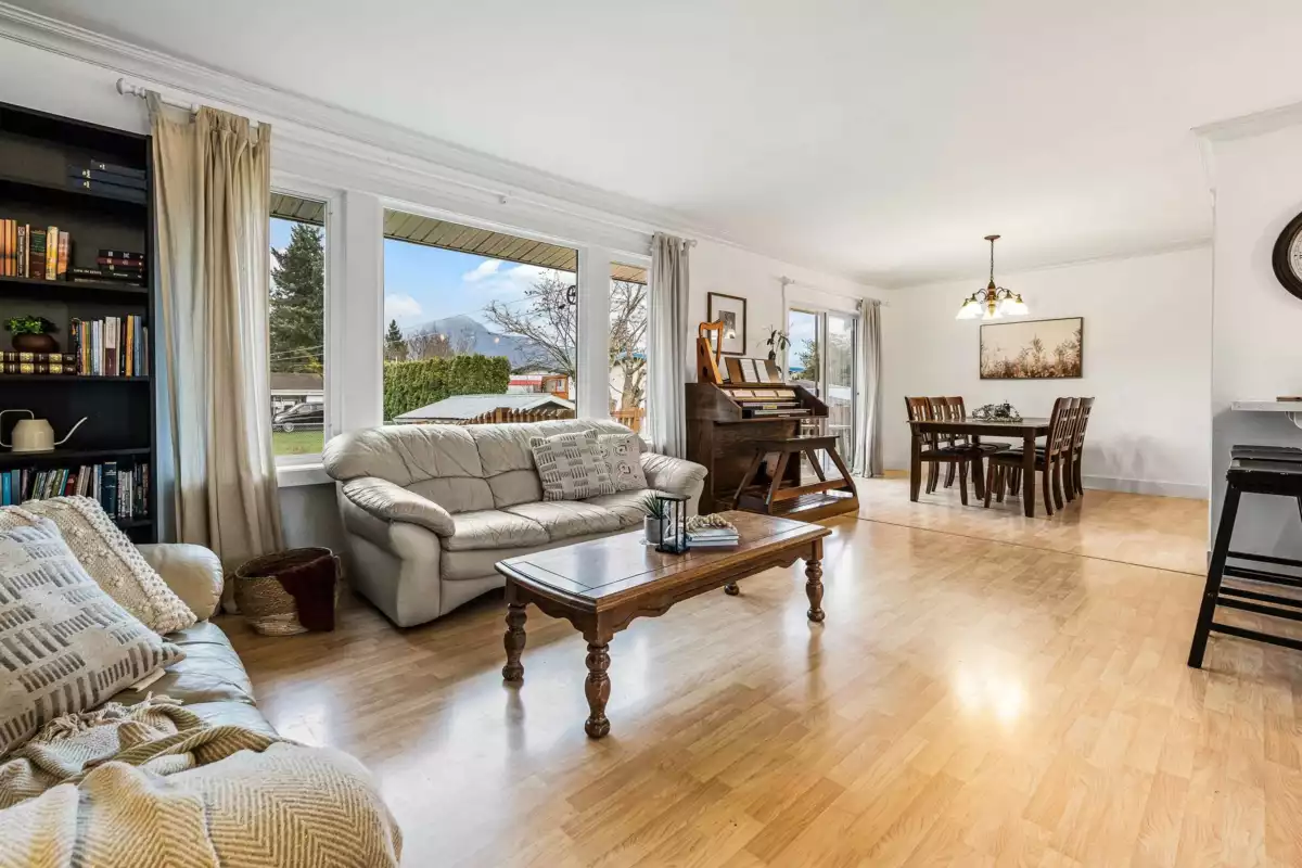 Bedroom 2 Photo of 8515 Howard Crescent, Chilliwack, BC