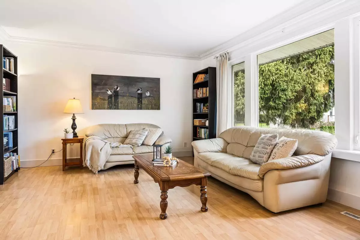 Guest Bathroom Photo of 8515 Howard Crescent, Chilliwack, BC