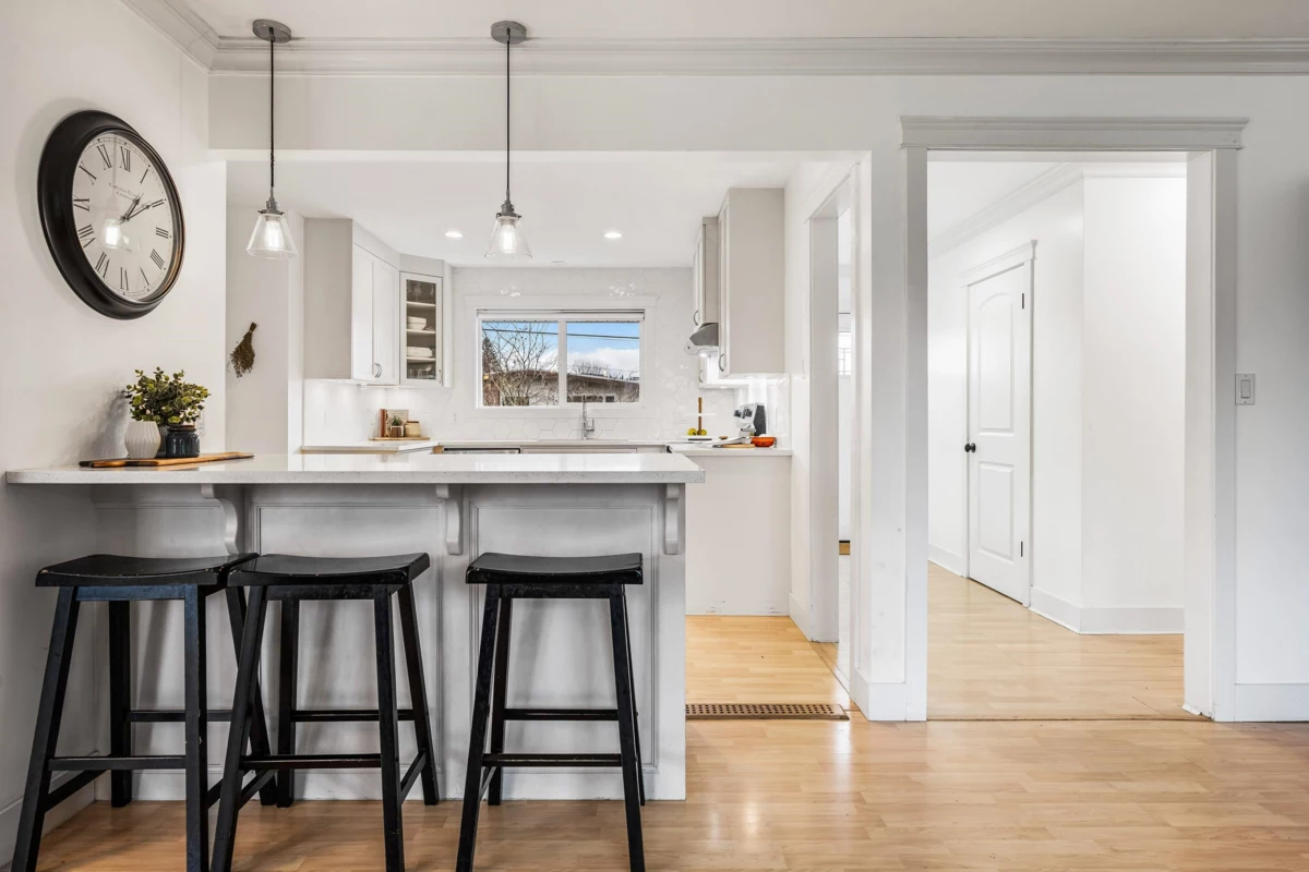 Primary Bathroom Photo of 8515 Howard Crescent, Chilliwack, BC