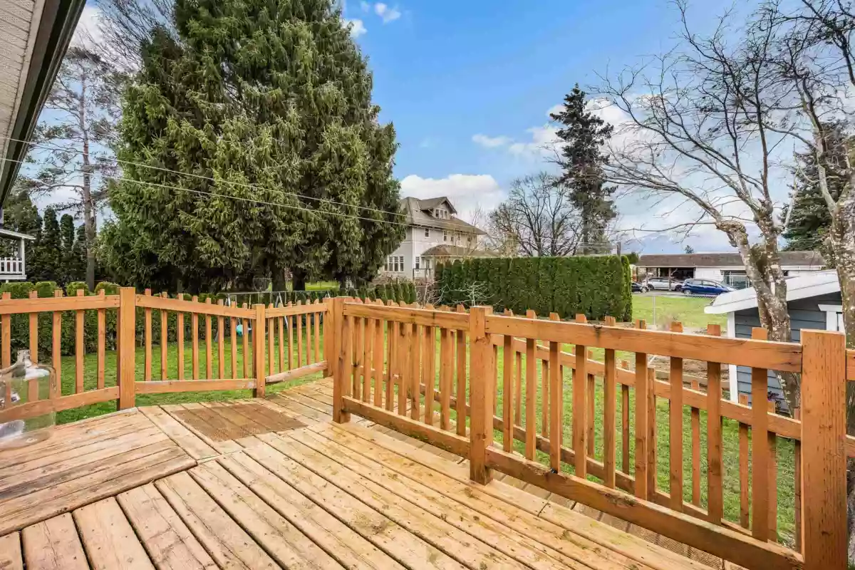 Swimming Pool Photo of 8515 Howard Crescent, Chilliwack, BC