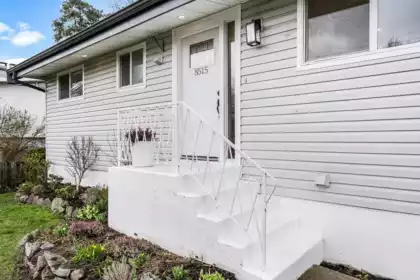 8515 Howard Crescent, Chilliwack, BC, Chilliwack — Single Family Residence for sale