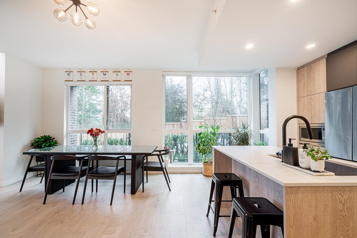 Breakfast Nook Photo of 105 19577 65b Avenue, Surrey, BC