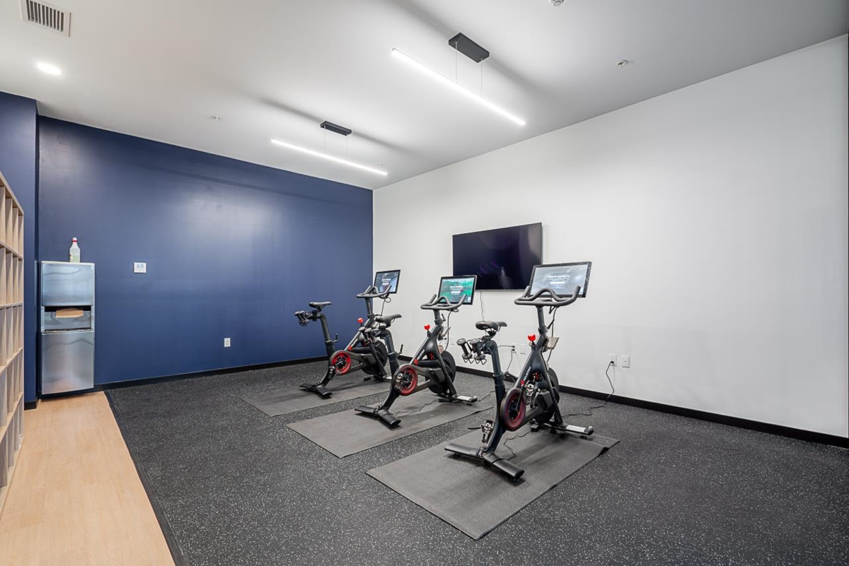 Neighborhood Park Photo Near 105 19577 65b Avenue, Surrey, BC