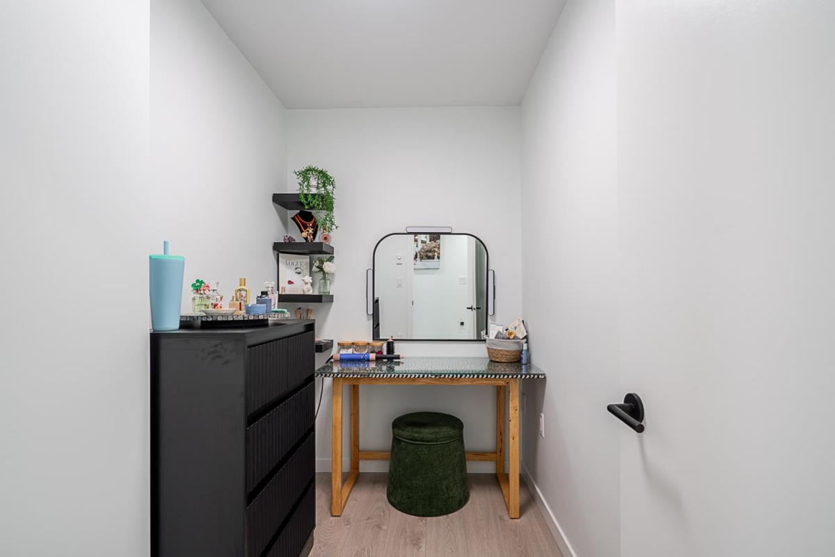 Outdoor Patio Photo of 105 19577 65b Avenue, Surrey, BC