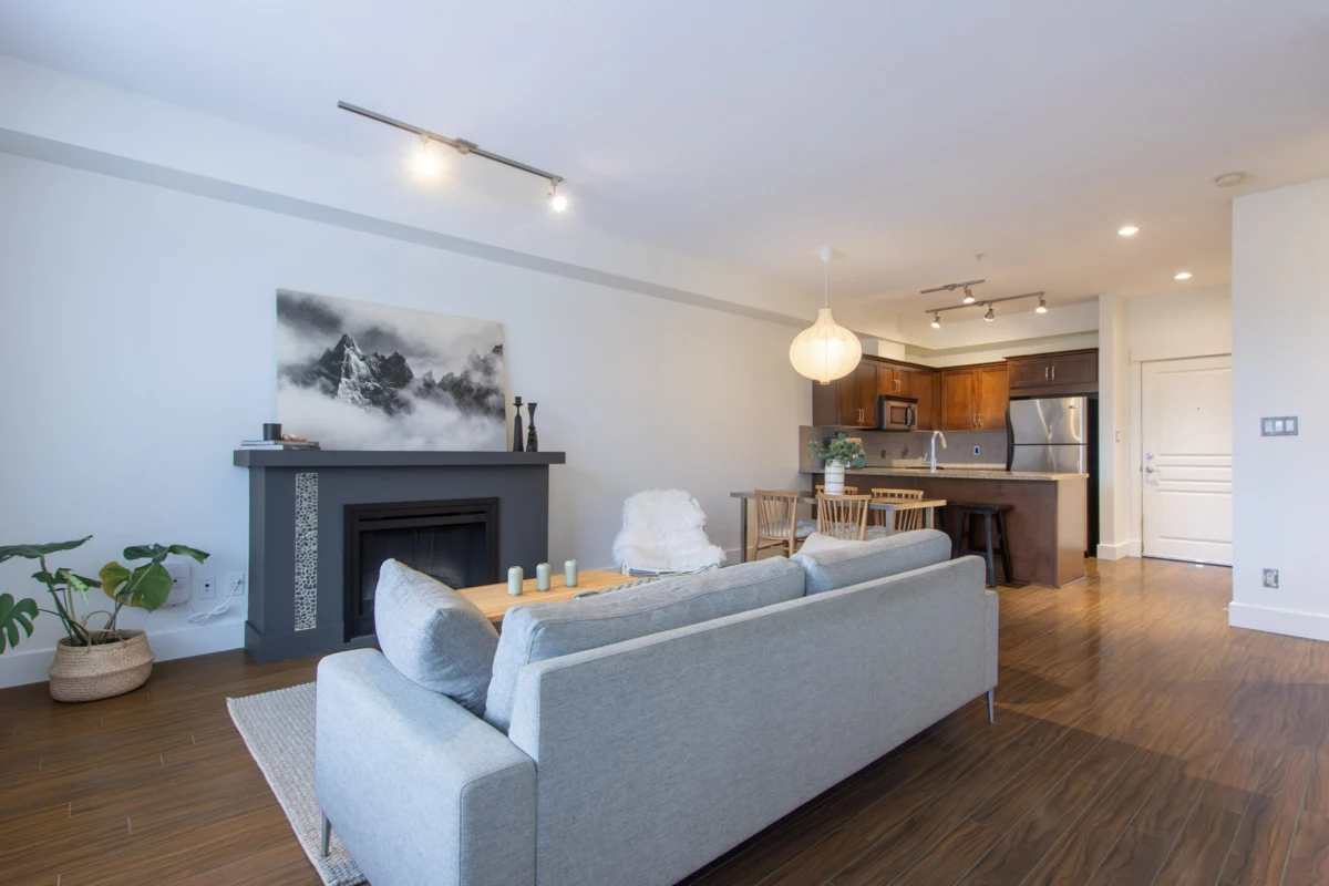 Kitchen Island Photo of 303 1336 Main Street, Squamish, BC