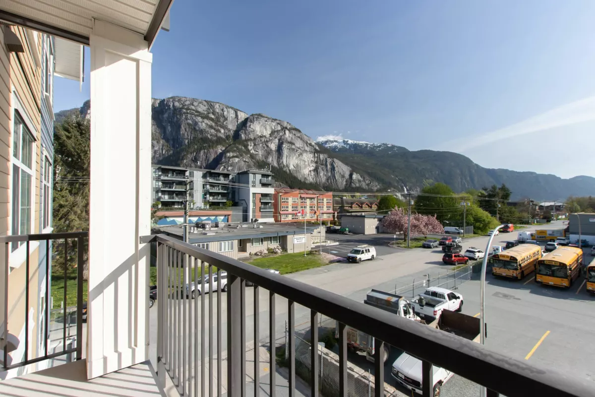 Walk-In Closet Photo of 303 1336 Main Street, Squamish, BC