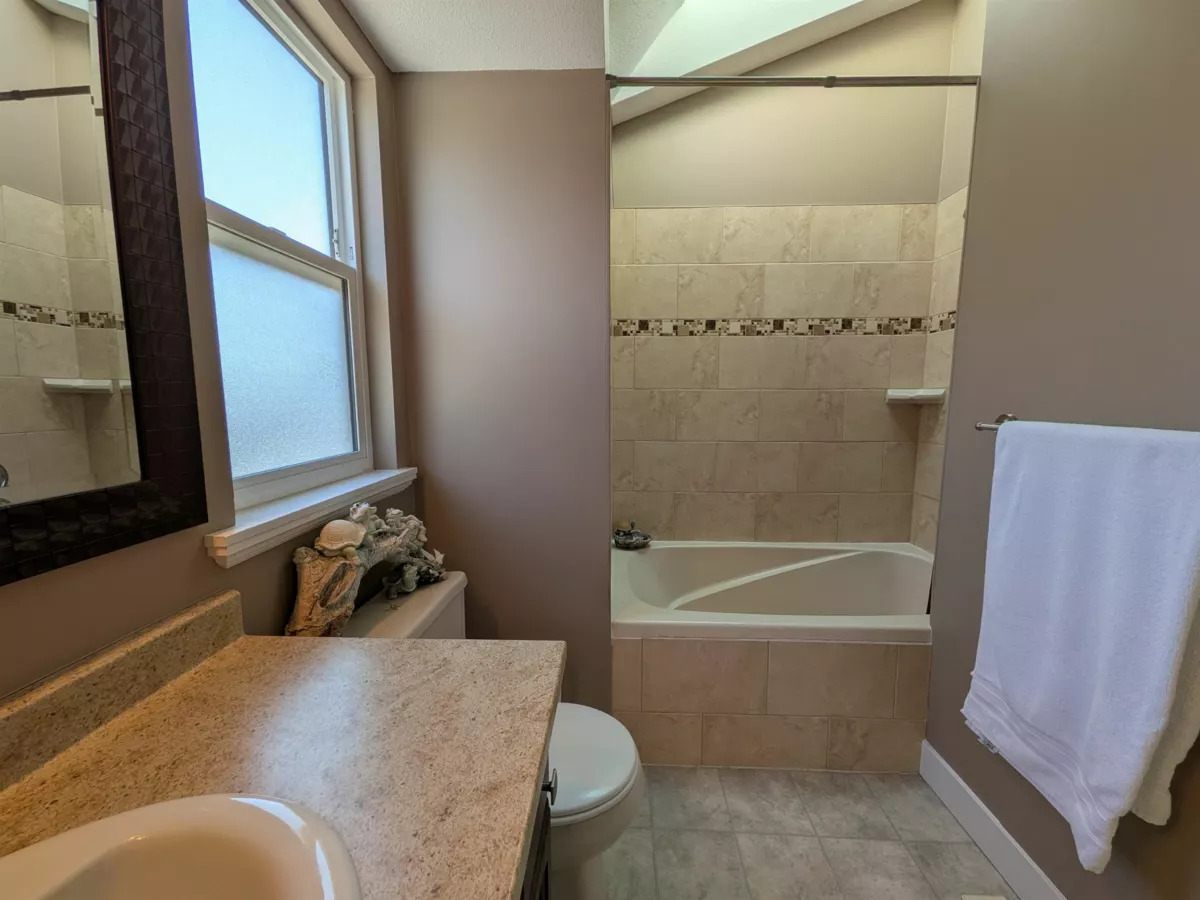 Kitchen Island Photo of 8305 Casselman Crescent, Mission, BC