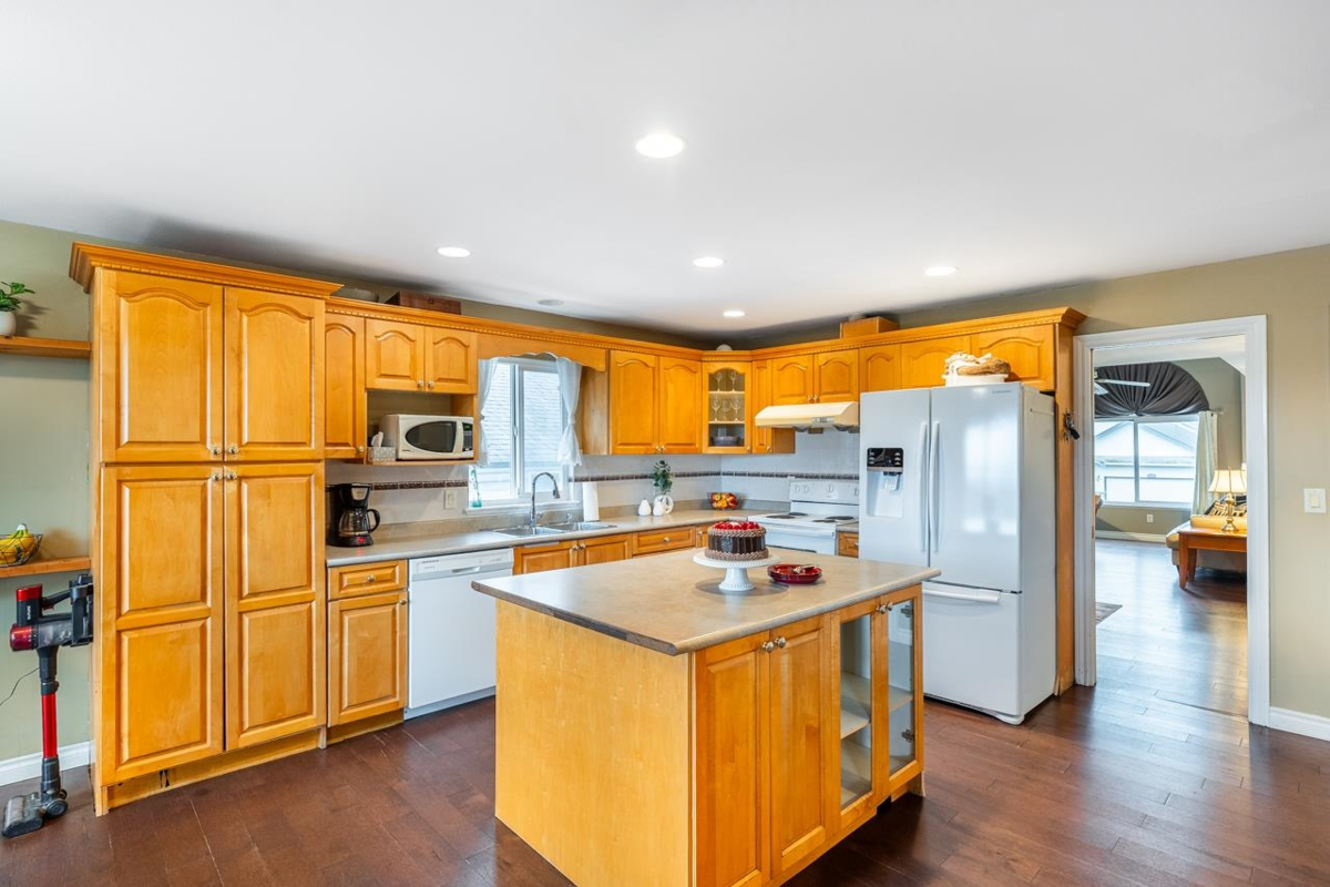 Bedroom 2 Photo of 26983 26a Avenue, Langley, BC
