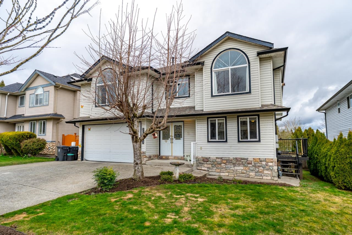 Exterior Rear Photo of 26983 26a Avenue, Langley, BC