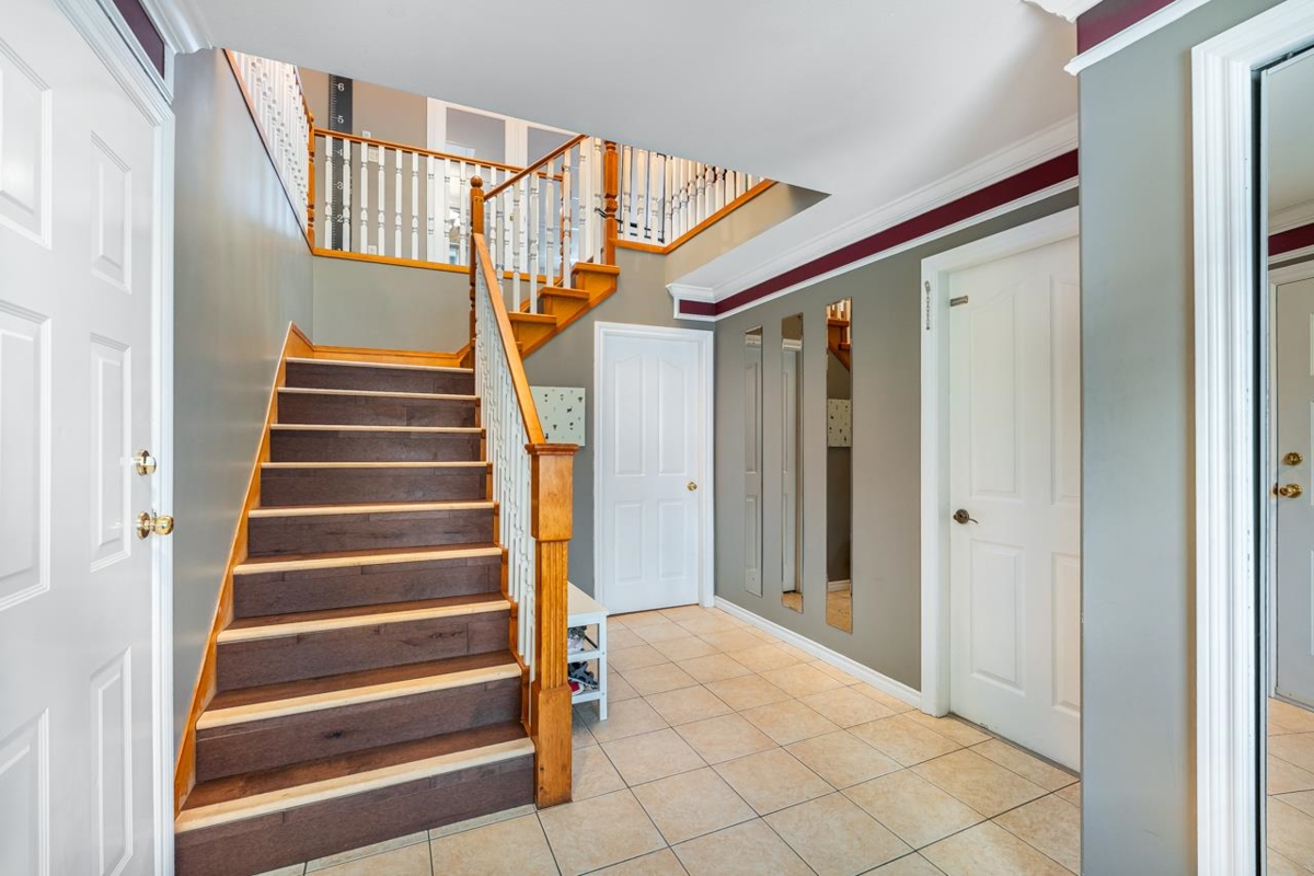 Primary Bedroom Photo of 26983 26a Avenue, Langley, BC