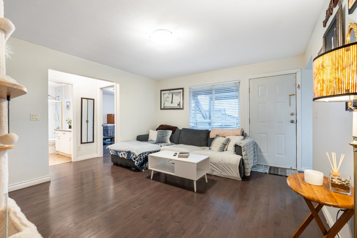 Swimming Pool Photo of 26983 26a Avenue, Langley, BC