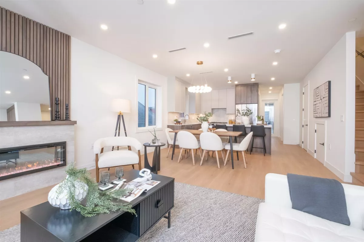 Kitchen Photo of 3 2667 E Pender Street, Vancouver, BC