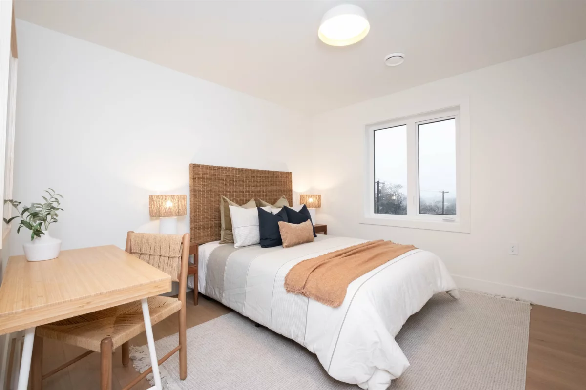 Office / Den Photo of 3 2667 E Pender Street, Vancouver, BC