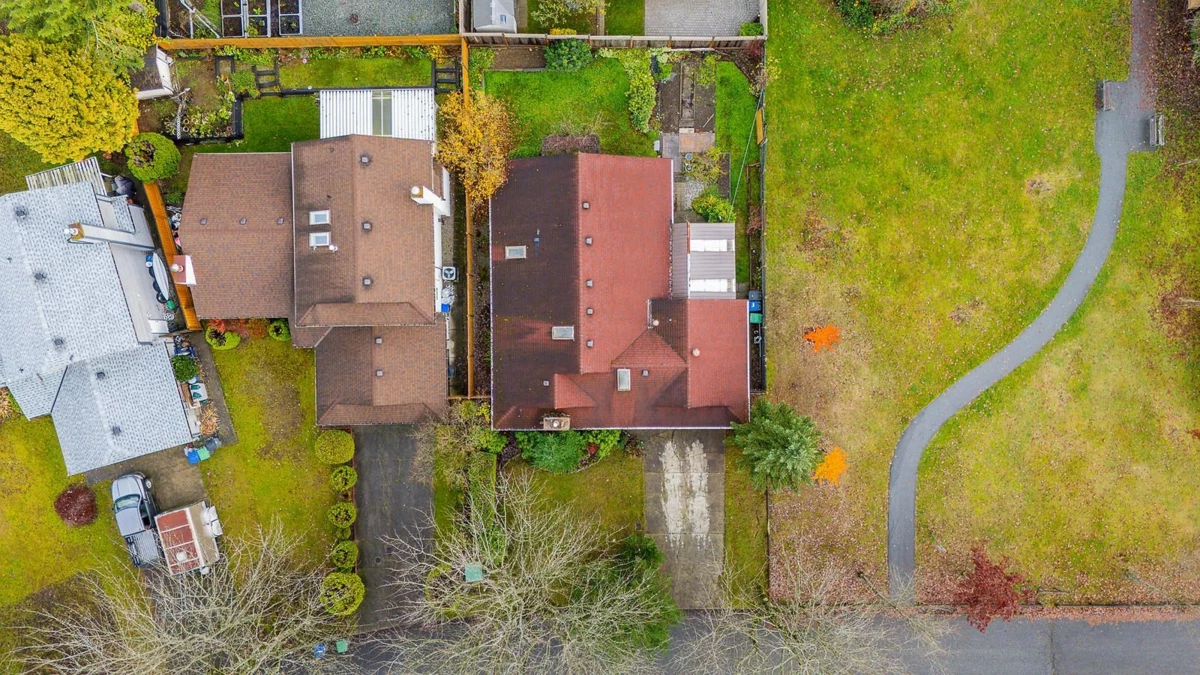 Garden / Landscaping Photo of 9120 145a Street, Surrey, BC