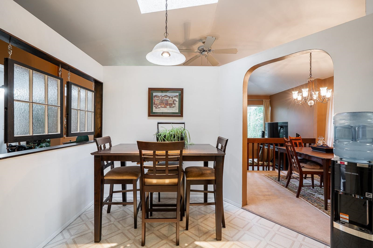 Primary Bathroom Photo of 9120 145a Street, Surrey, BC