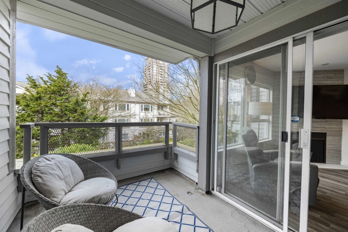 Basement Recreation Room Photo of 205 7465 Sandborne Avenue, Burnaby, BC