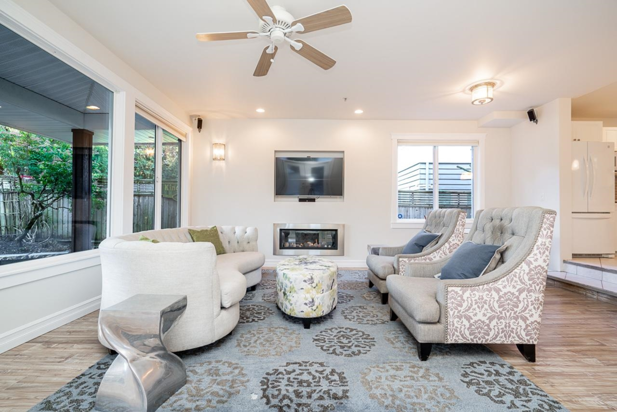 Primary Bathroom Photo of 2168 Central Avenue, Port Coquitlam, BC