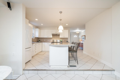 Entry Foyer Photo of 2168 Central Avenue, Port Coquitlam, BC