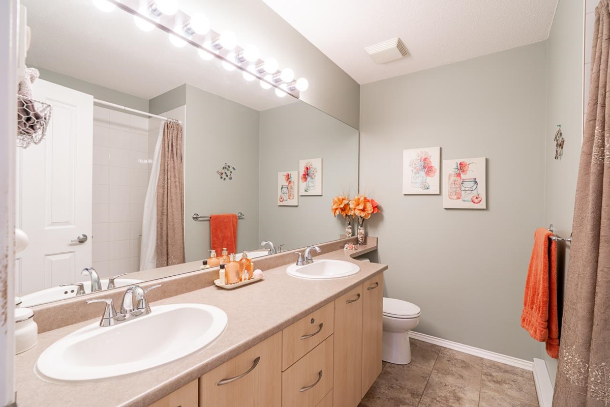 Office / Den Photo of 53 20176 68 Avenue, Langley, BC