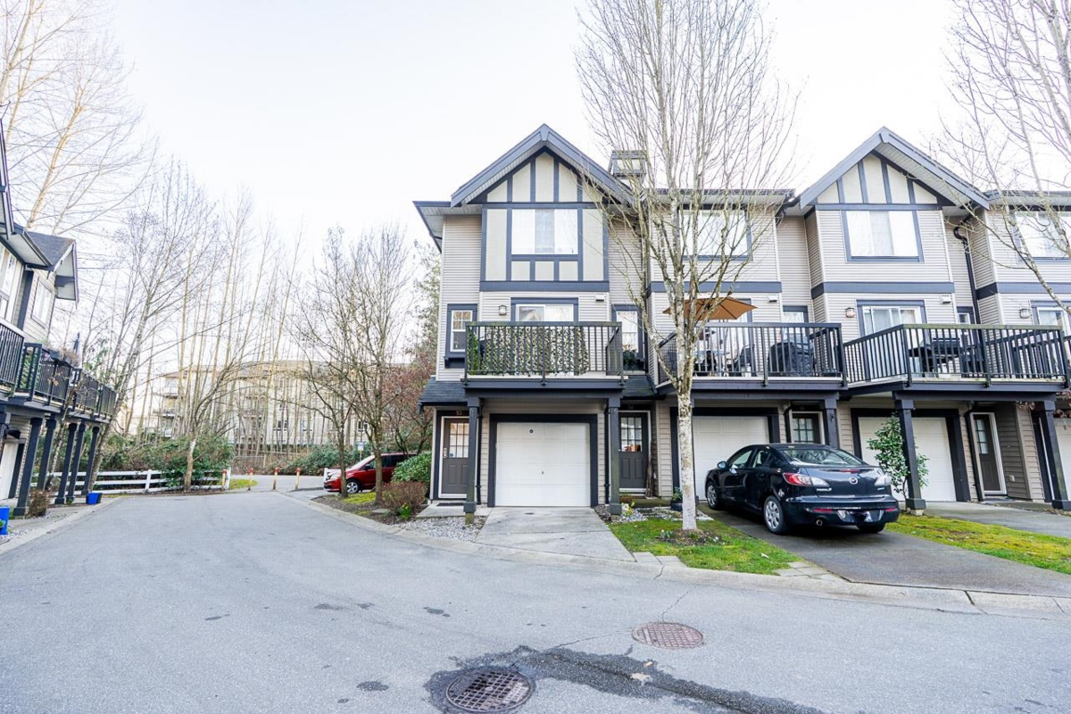 Staircase Photo of 53 20176 68 Avenue, Langley, BC