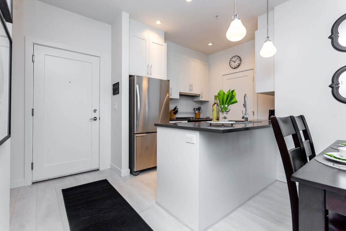 Breakfast Nook Photo of 503 20829 77a Avenue, Langley, BC