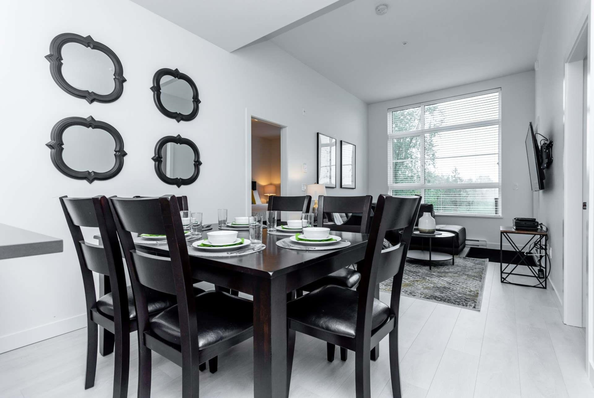 Kitchen Photo of 503 20829 77a Avenue, Langley, BC