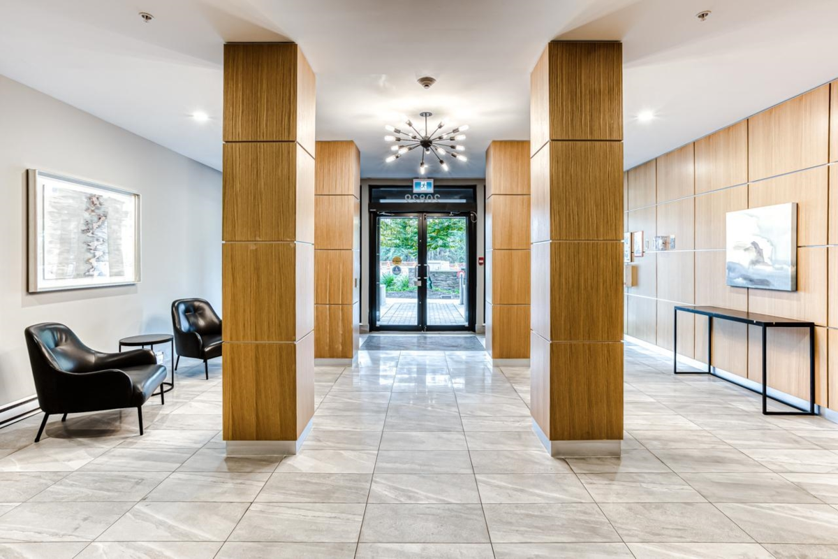 Living Room Photo of 503 20829 77a Avenue, Langley, BC