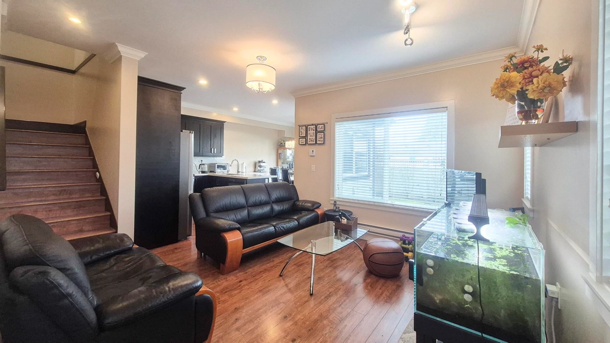 Family Room Photo of 1 9131 Williams Road, Richmond, BC