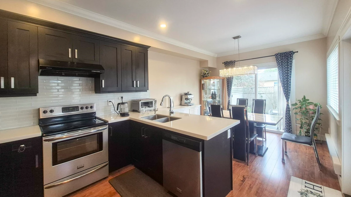 Kitchen Photo of 1 9131 Williams Road, Richmond, BC