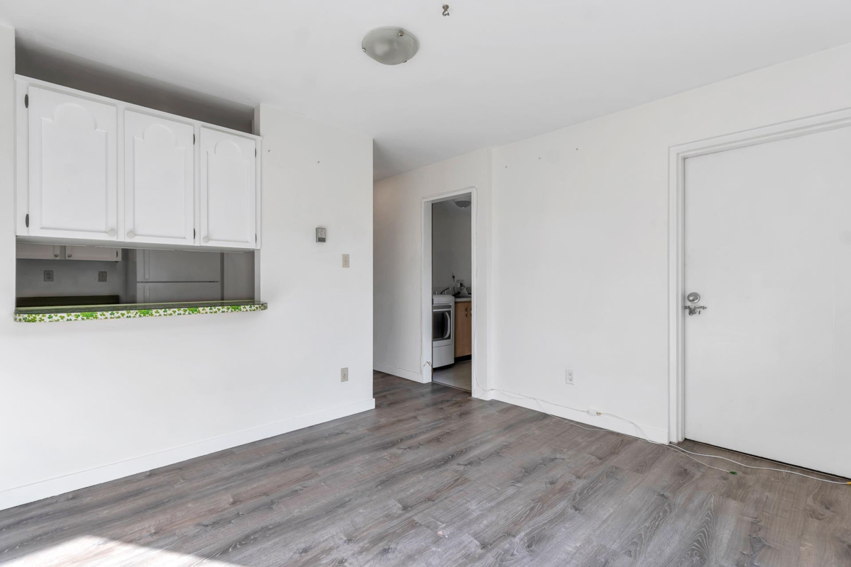 Bedroom 4 Photo of 201 845 Chilco Street, Vancouver, BC