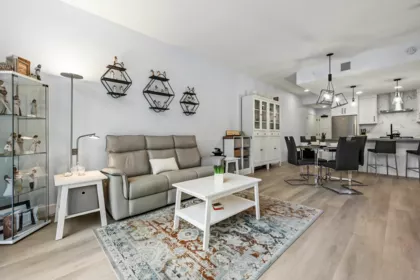 608 120 Esplanade Avenue, Harrison Hot Springs, BC, Harrison Hot Springs — Apartment/Condo for sale
